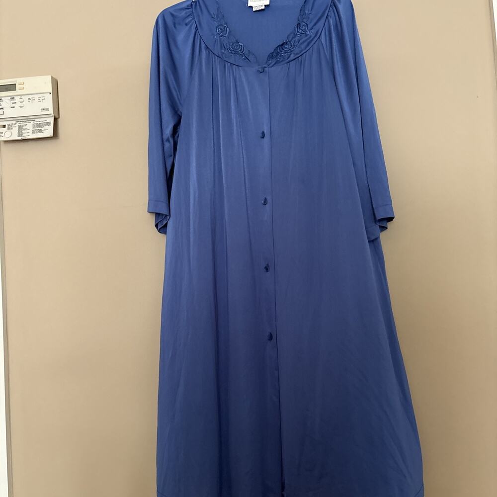Shadowline Nylon Button Gown Robe Embroidered Blue Large